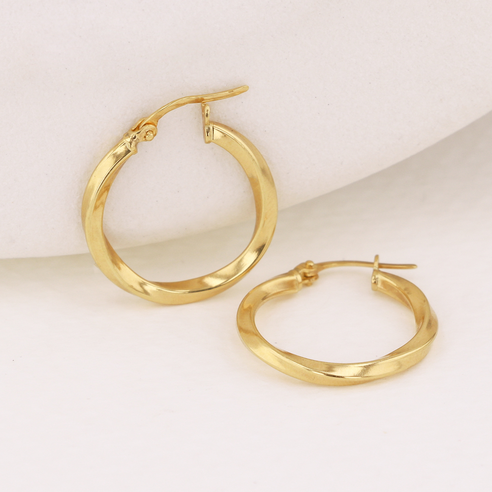 Candongas De Oro 18K Melcocha Cuadradas