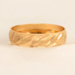 Anillo De Oro 18k Argolla Grabada 2,5Gr