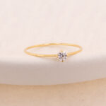 Anillo Oro 18k Con Piedra Blanca - Image 2