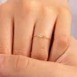 Anillo Oro 18k Con Piedra Blanca - Image 3