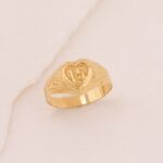 Anillo De Oro 18k Qunce Años Con Forma De Corazón