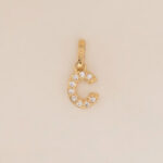 Dije De Oro 18k Letra C Con Piedras Blancas