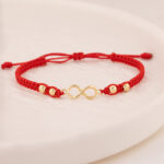 Pulsera De Oro 18k Con 4 Esferas 4mm, Hilo Rojo y Herraje Infinito - Imagen 2