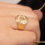 Anillo De Oro 18K Sello Corona Cuadrado - Image 4