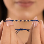 Pulsera De Oro 5 esferas 3mm diamantadas hilo azul - Image 3