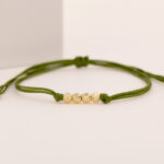 Pulsera De Oro 4 esferas 4mm diamantadas hilo verde - Image 2