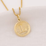 Dije De Oro 18K Letra L - Image 2